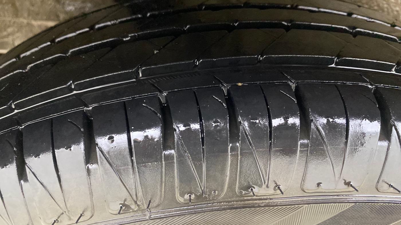 2018 Maruti IGNIS DELTA 1.2 AMT, Petrol, Automatic, 33,700 km, Right Rear Tyre Tread