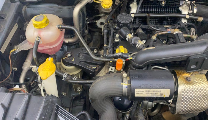 2021 Mahindra XUV300 W4 1.2 PETROL, Petrol, Manual, 34,008 km, Engine View - Right