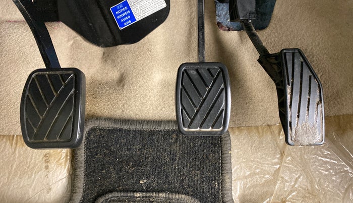 2019 Maruti Dzire VXI, Petrol, Manual, 30,444 km, Pedals