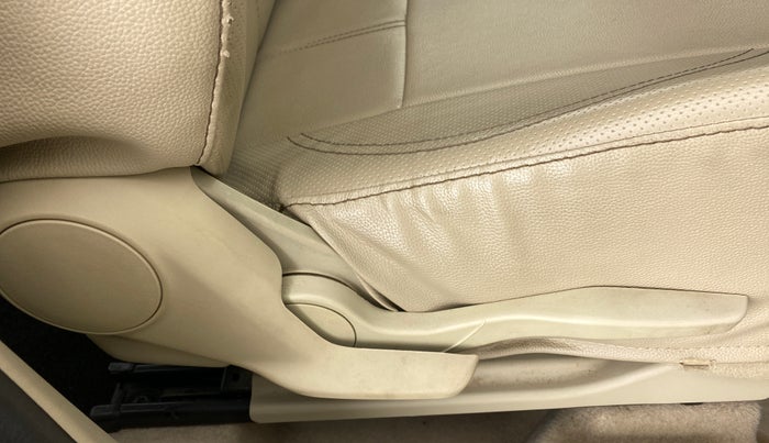 2019 Maruti Dzire VXI, Petrol, Manual, 30,444 km, Driver Side Adjustment Panel