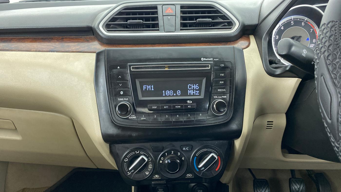 2019 Maruti Dzire VXI, Petrol, Manual, 30,444 km, Air Conditioner