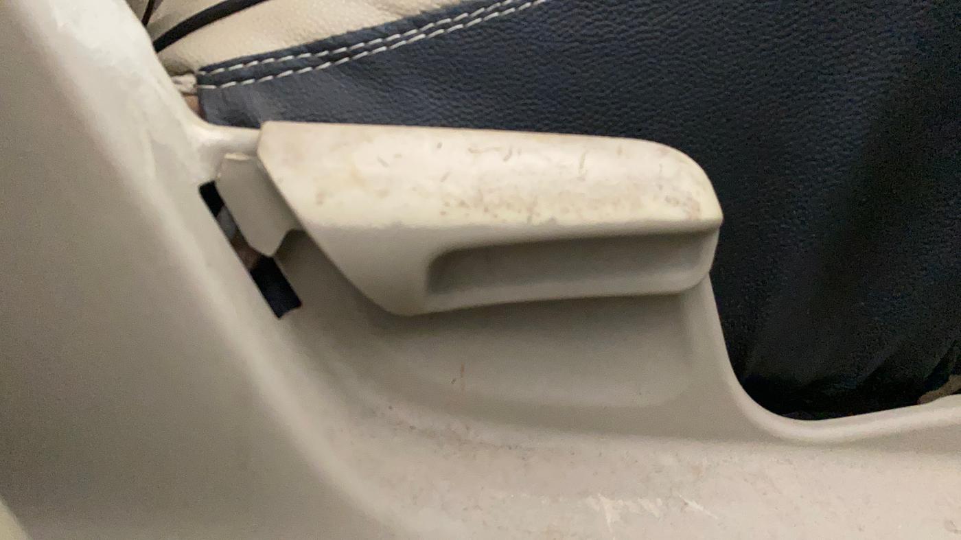 2013 Maruti Ertiga VXI, Petrol, Manual, 42,781 km, Driver Side Adjustment Panel