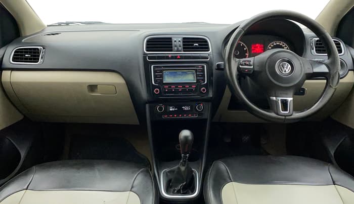 2014 Volkswagen Polo HIGHLINE1.2L, Petrol, Manual, 93,642 km, Dashboard