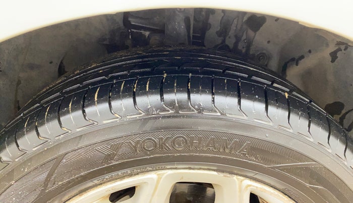 2016 Ford Ecosport TITANIUM 1.5L DIESEL, Diesel, Manual, 78,166 km, Right Front Tyre Tread