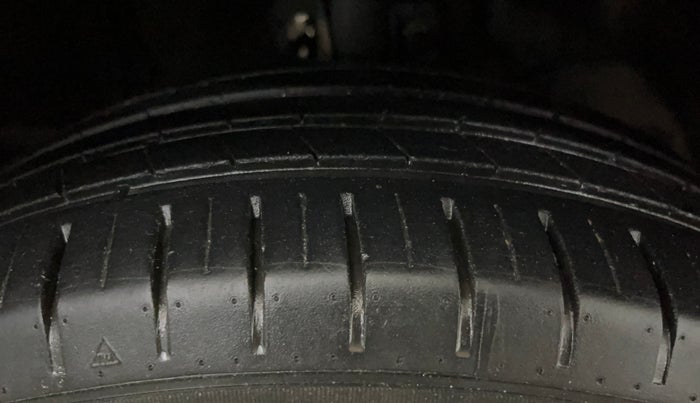 2022 Maruti Baleno ALPHA PETROL 1.2, Petrol, Manual, 62,819 km, Right Front Tyre Tread