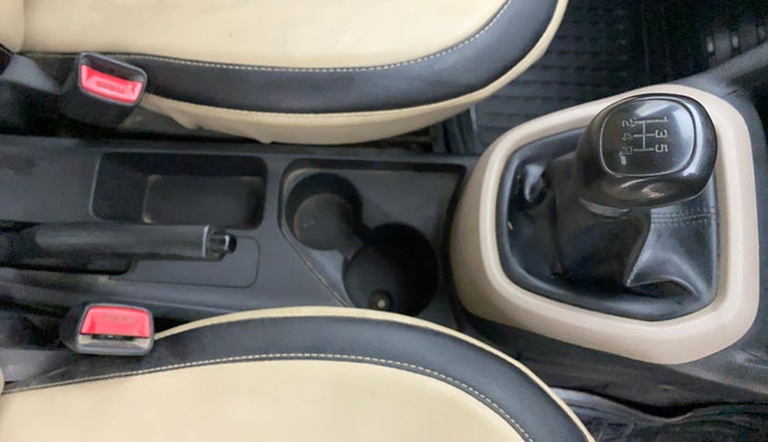 2018 Hyundai Grand i10 MAGNA 1.2 KAPPA VTVT, Petrol, Manual, 92,157 km, Gear Lever