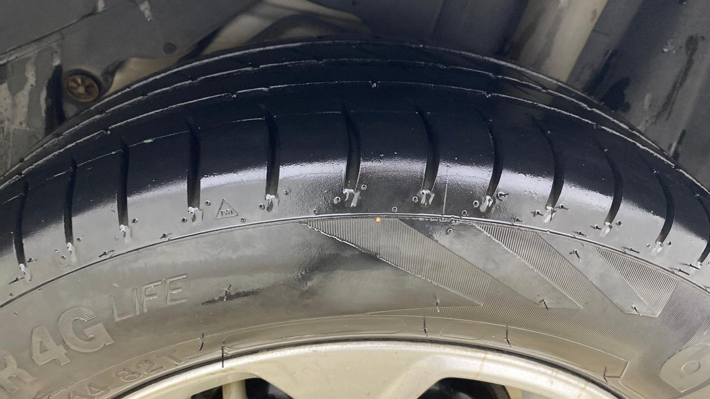2017 Ford Figo Aspire TITANIUM1.5 DIESEL, Diesel, Manual, 1,30,524 km, Left Rear Tyre Tread
