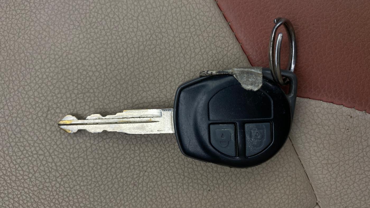 2016 Maruti Wagon R 1.0 VXI, Petrol, Manual, 16,698 km, Key Close Up