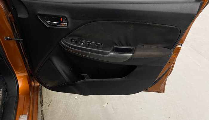 2017 Maruti Baleno DELTA PETROL 1.2, Petrol, Manual, 67,774 km, Driver Side Door Panels Control