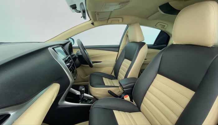 2020 Toyota YARIS G CVT, Petrol, Automatic, 45,616 km, Right Side Front Door Cabin