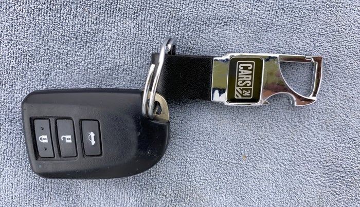 2020 Toyota YARIS G CVT, Petrol, Automatic, 45,616 km, Key Close Up