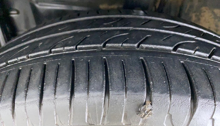 2020 Toyota YARIS G CVT, Petrol, Automatic, 45,616 km, Left Front Tyre Tread