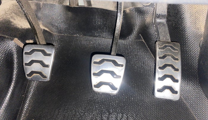 2018 Hyundai i20 Active 1.2 SX, Petrol, Manual, 1,04,549 km, Pedals