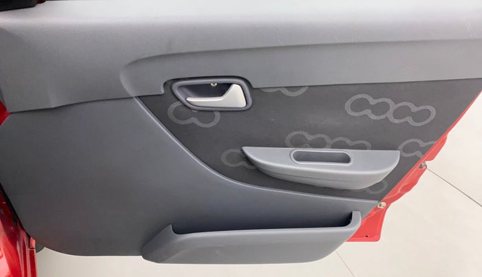 2015 Maruti Alto 800 LXI, Petrol, Manual, 14,383 km, Driver Side Door Panels Control