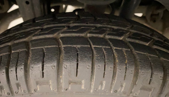 2015 Maruti Alto 800 LXI, Petrol, Manual, 14,383 km, Right Rear Tyre Tread