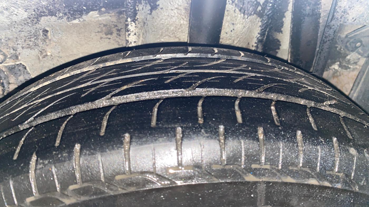 2019 Tata Tiago XT PETROL, CNG, Manual, 96,728 km, Left Rear Tyre Tread