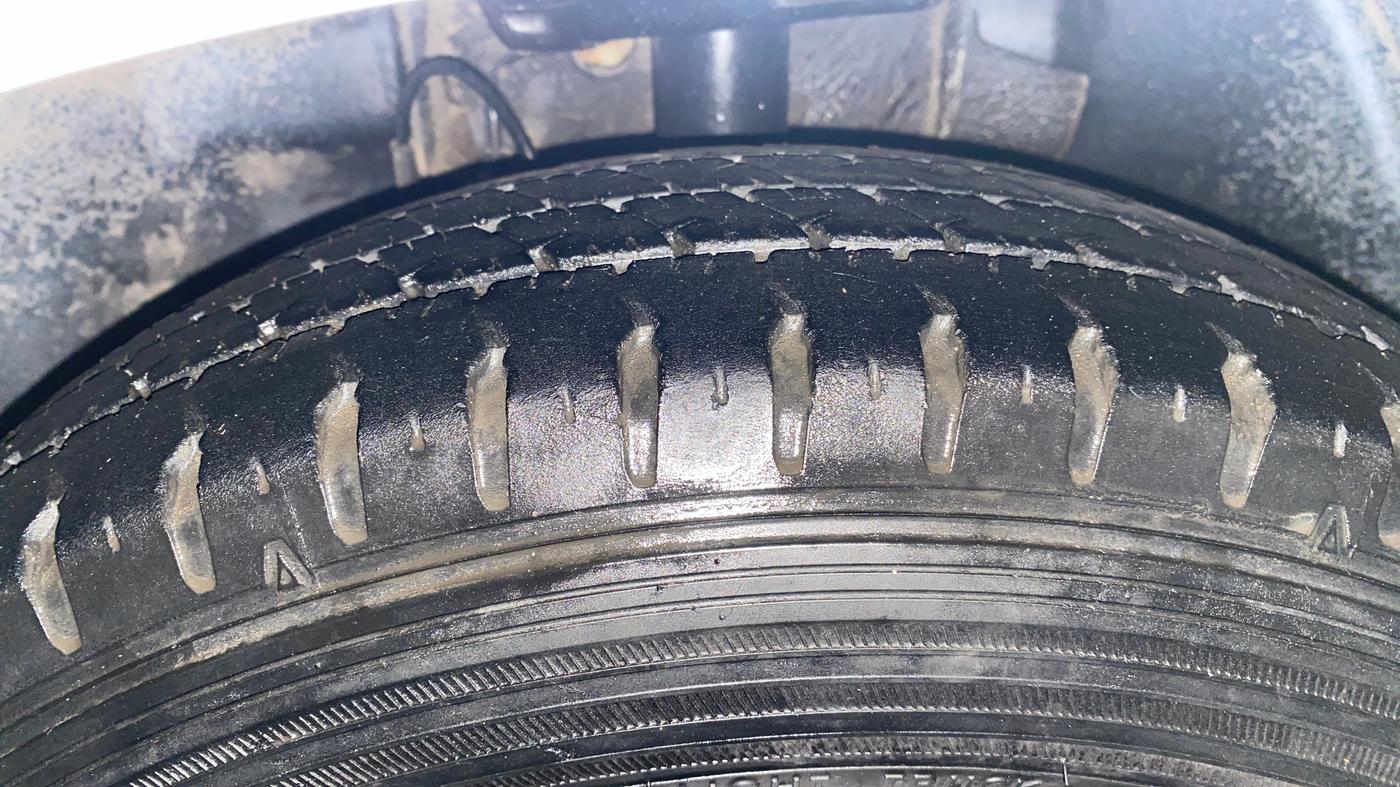 2019 Tata Tiago XT PETROL, CNG, Manual, 96,728 km, Left Front Tyre Tread