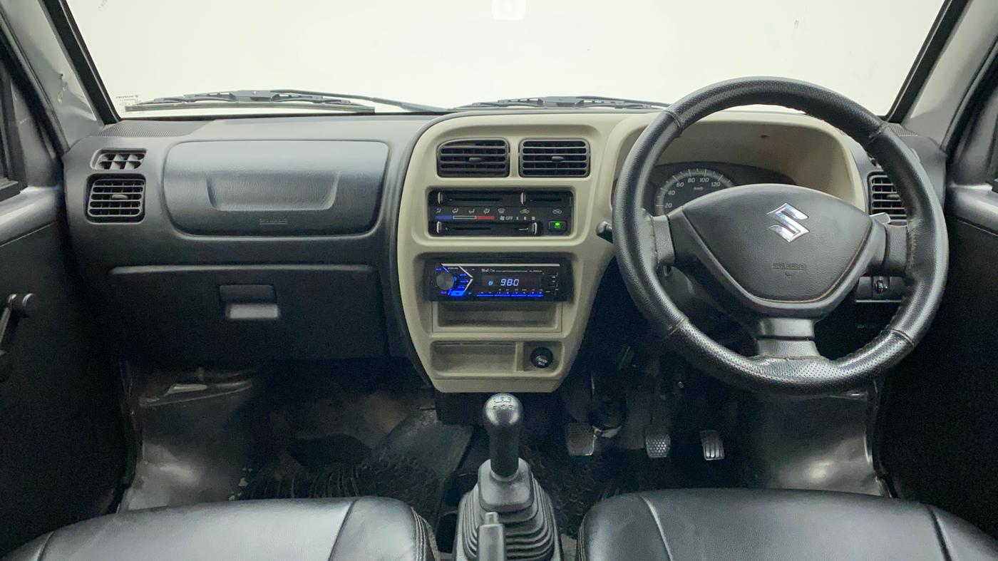 2022 Maruti Eeco 5 STR AC CNG (O), CNG, Manual, 10,893 km, Dashboard