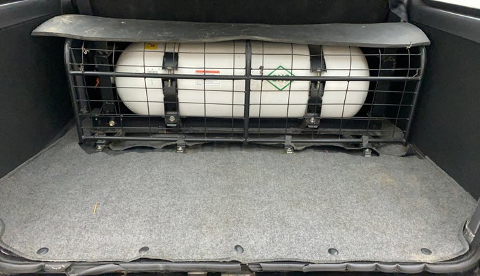 2022 Maruti Eeco 5 STR AC CNG (O), CNG, Manual, 10,893 km, Boot Inside