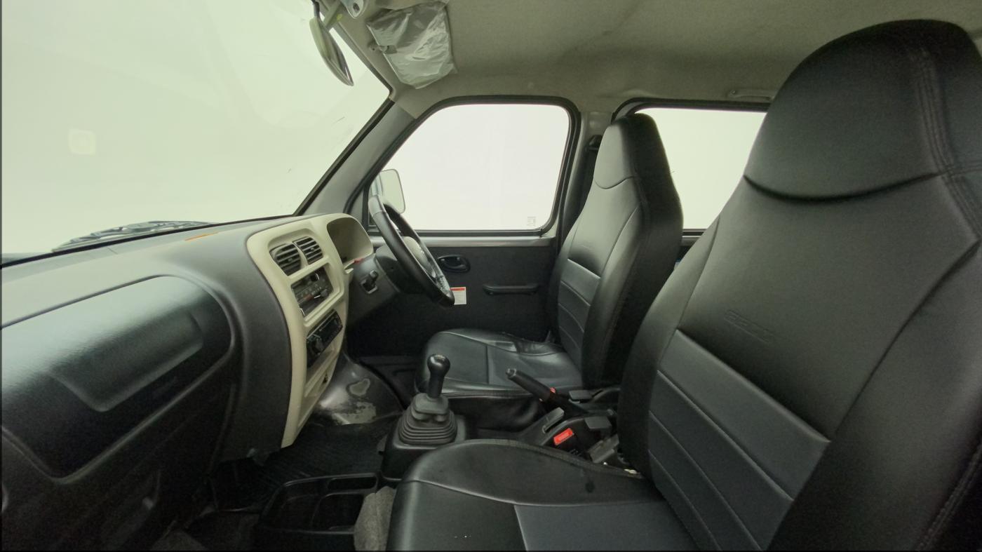 2022 Maruti Eeco 5 STR AC CNG (O), CNG, Manual, 10,893 km, Right Side Front Door Cabin
