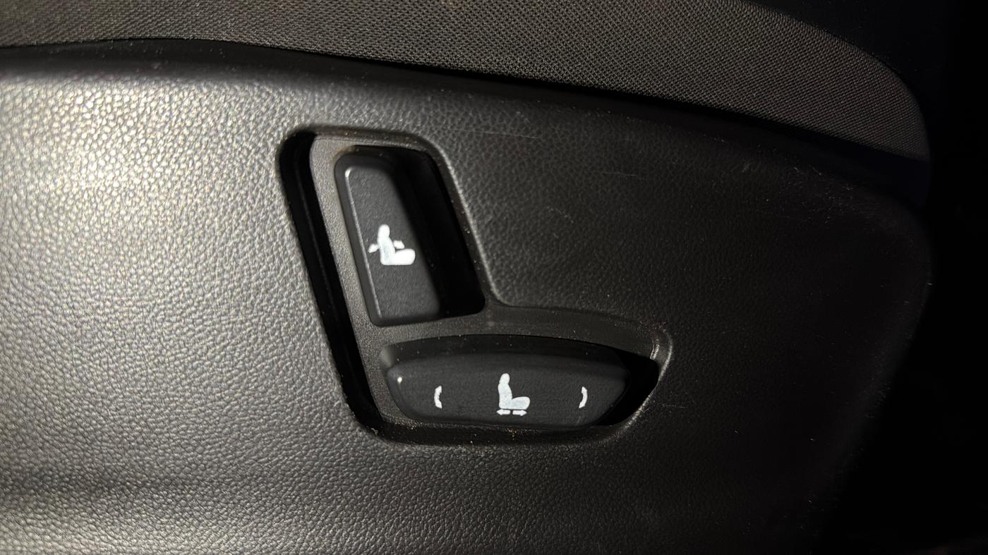 2020 MG HECTOR SHARP 1.5 DCT PETROL, Petrol, Automatic, 72,725 km, Driver Side Adjustment Panel