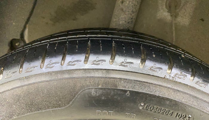 2023 Hyundai AURA SX 1.2 CNG, CNG, Manual, 7,375 km, Right Rear Tyre Tread