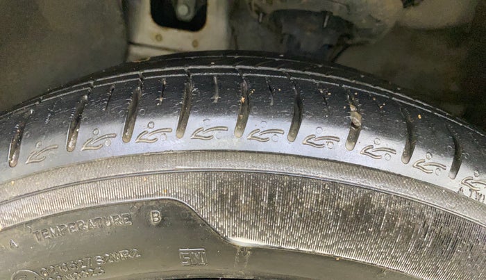 2023 Hyundai AURA SX 1.2 CNG, CNG, Manual, 7,375 km, Left Front Tyre Tread