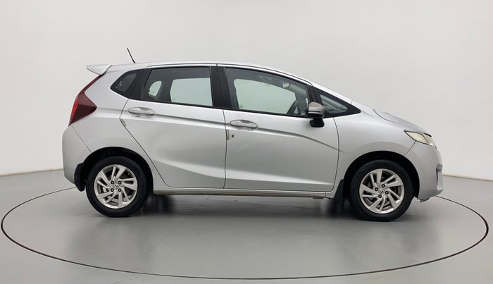 2015 Honda Jazz 1.2L I-VTEC VX, Petrol, Manual, 1,18,146 km, Right Side View