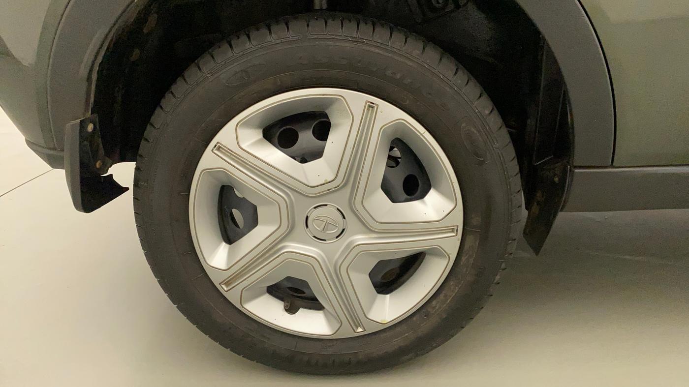 2021 Tata NEXON XZ PETROL, Petrol, Manual, 18,657 km, Right Rear Wheel