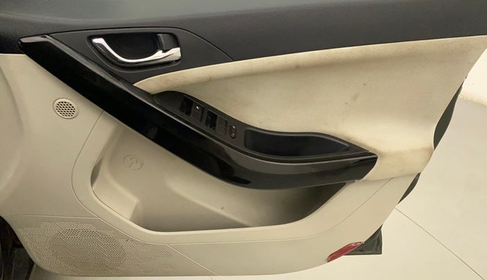 2021 Tata NEXON XZ PETROL, Petrol, Manual, 18,657 km, Driver Side Door Panels Control