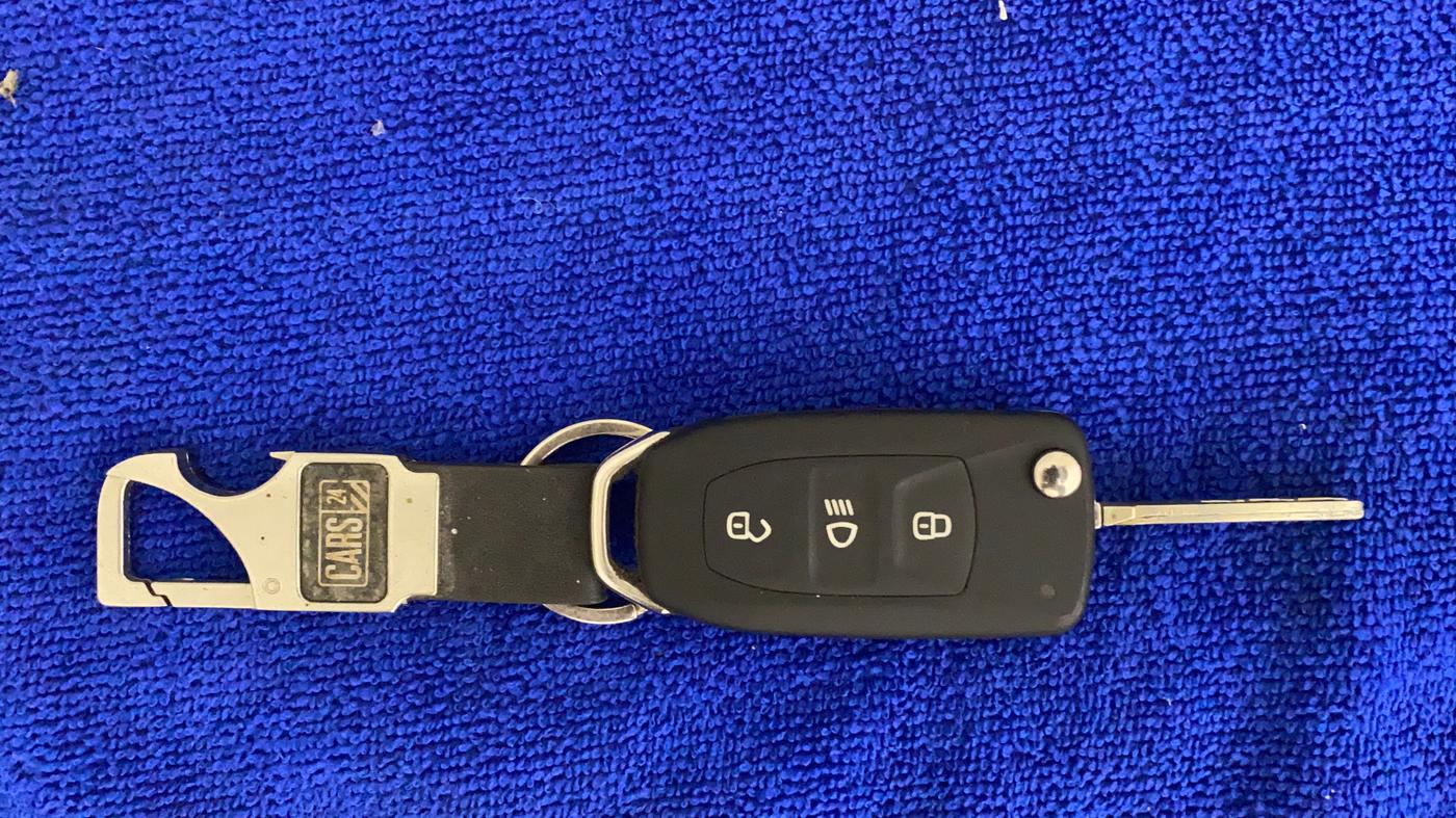 2021 Tata NEXON XZ PETROL, Petrol, Manual, 18,657 km, Key Close Up