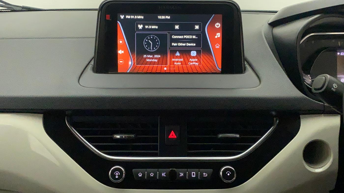 2021 Tata NEXON XZ PETROL, Petrol, Manual, 18,657 km, Infotainment System
