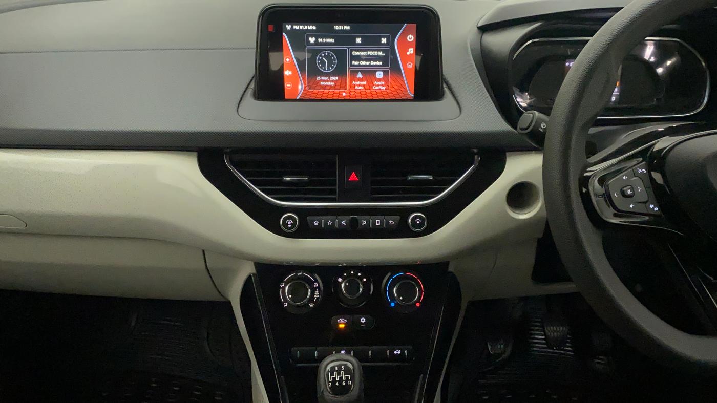2021 Tata NEXON XZ PETROL, Petrol, Manual, 18,657 km, Air Conditioner