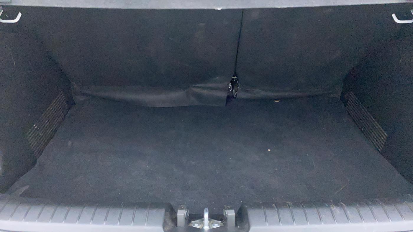 2023 Hyundai VENUE S(O) 1.2, Petrol, Manual, 7,071 km, Boot Inside