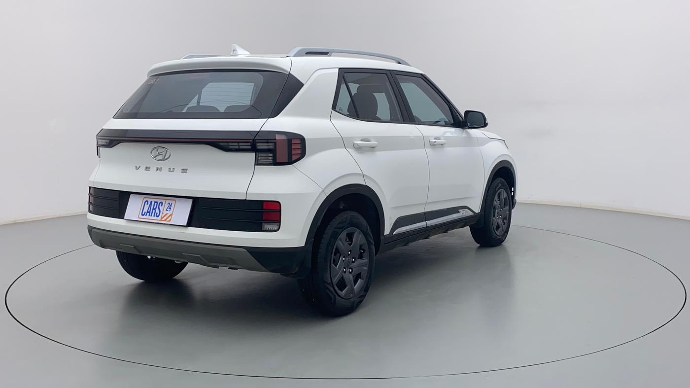 2023 Hyundai VENUE S(O) 1.2, Petrol, Manual, 7,071 km, Right Back Diagonal