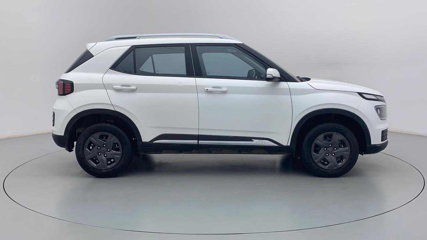 2023 Hyundai VENUE S(O) 1.2, Petrol, Manual, 7,071 km, Right Side View