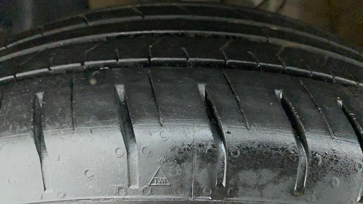 2023 Hyundai VENUE S(O) 1.2, Petrol, Manual, 7,071 km, Left Front Tyre Tread