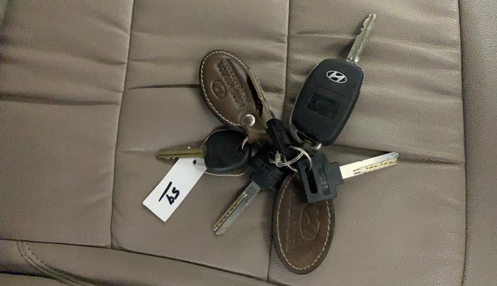 2016 Hyundai Elite i20 SPORTZ 1.2, Petrol, Manual, 54,672 km, Key Close Up