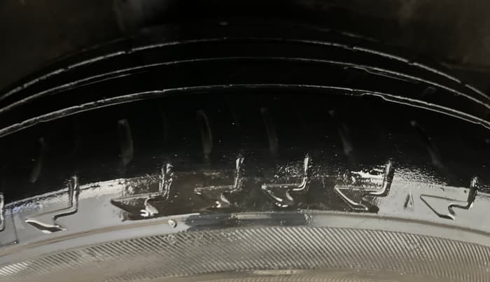 2018 Honda WR-V 1.2L I-VTEC VX MT, Petrol, Manual, 1,01,814 km, Right Rear Tyre Tread