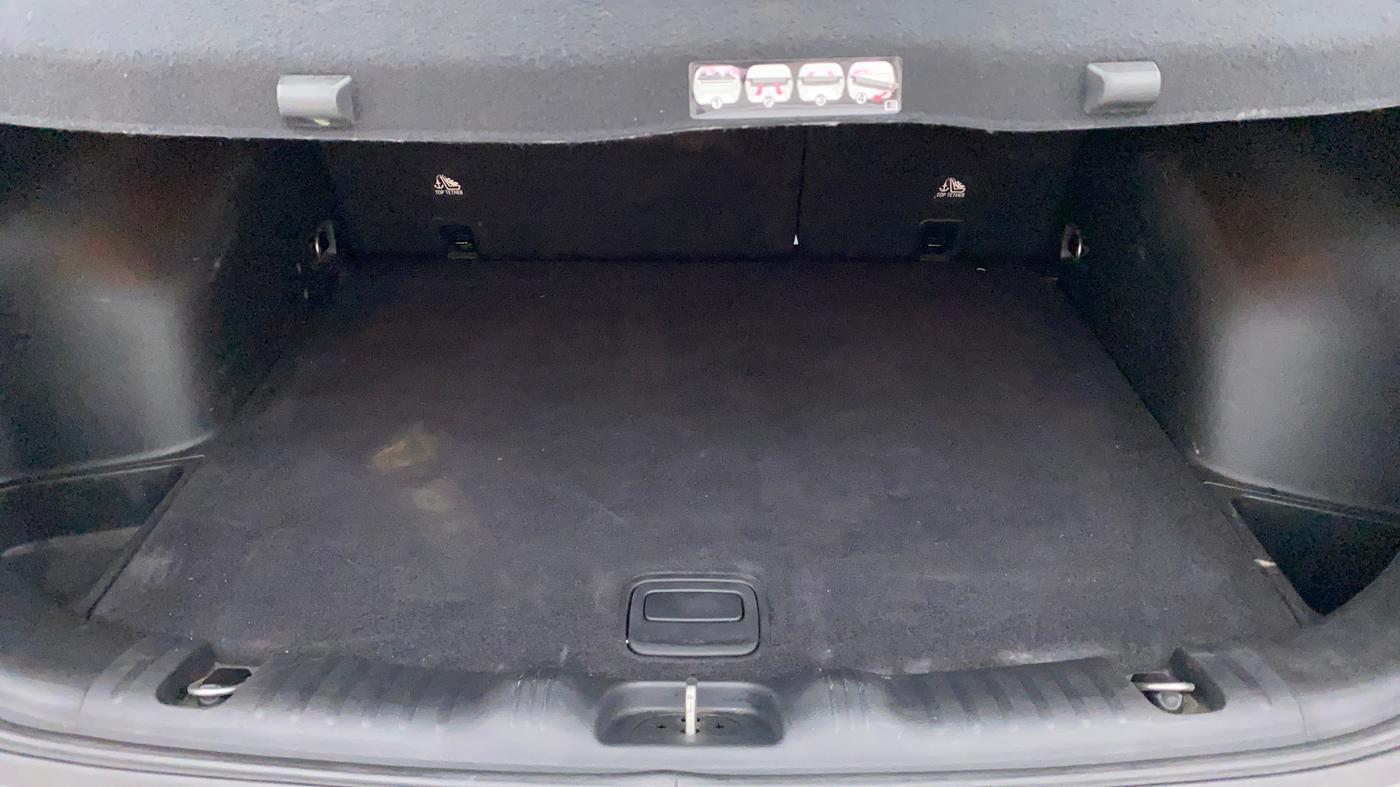 2018 Jeep Compass LIMITED 2.0 DIESEL, Diesel, Manual, 32,353 km, Boot Inside