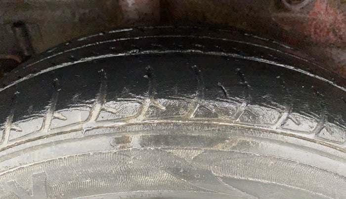 2018 Maruti Celerio VXI CNG D, CNG, Manual, 61,675 km, Right Rear Tyre Tread
