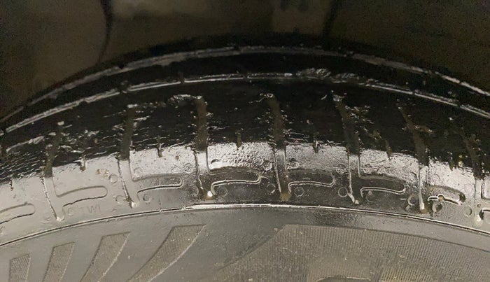 2019 Hyundai GRAND I10 NIOS SPORTZ AMT 1.2 KAPPA VTVT, Petrol, Automatic, 37,206 km, Left Front Tyre Tread