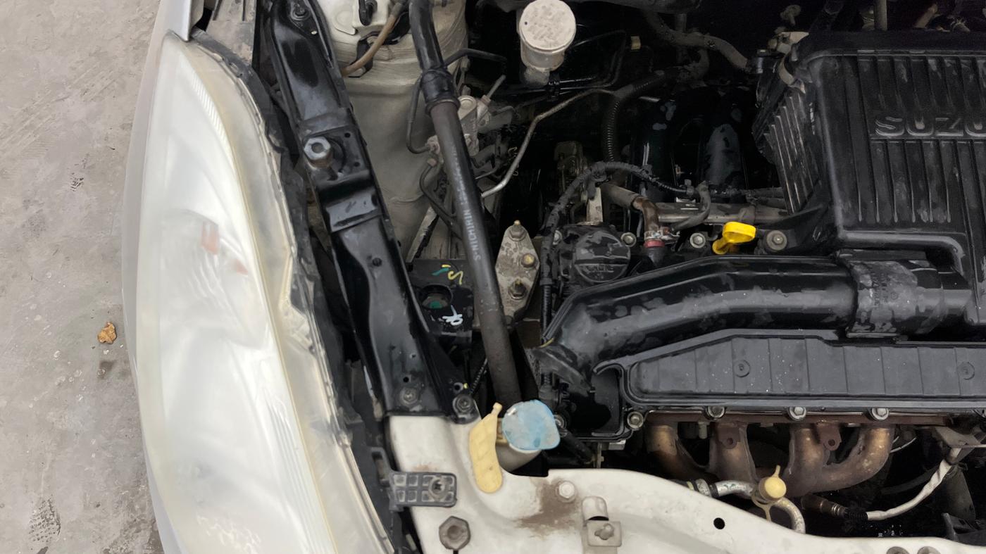 2015 Maruti Swift Dzire LXI (O), Petrol, Manual, 87,580 km, Engine View - Right