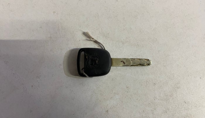 2015 Honda Amaze 1.2L I-VTEC S, Petrol, Manual, 74,628 km, Key Close Up