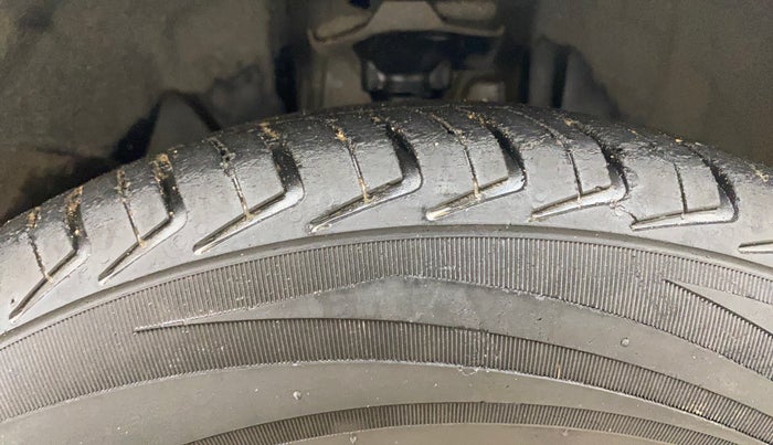 2019 Datsun Redi Go S 1.0 AMT, Petrol, Automatic, 73,580 km, Right Front Tyre Tread