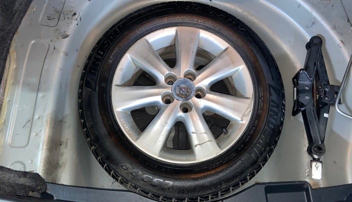 2013 Toyota Corolla Altis GL PETROL, CNG, Manual, 1,06,959 km, Spare Tyre