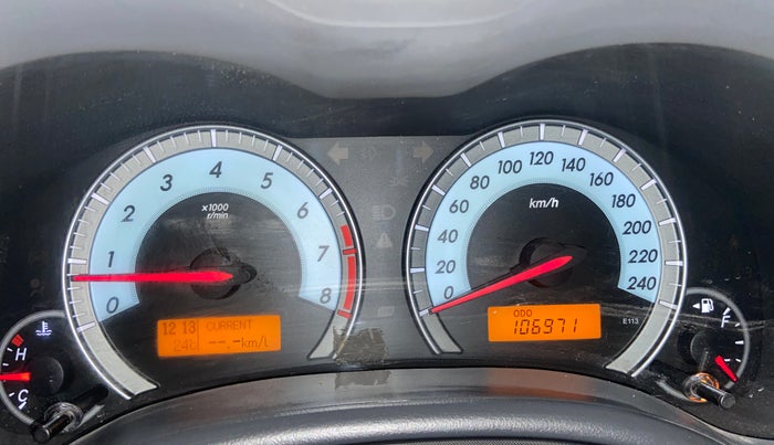 2013 Toyota Corolla Altis GL PETROL, CNG, Manual, 1,06,959 km, Odometer Image