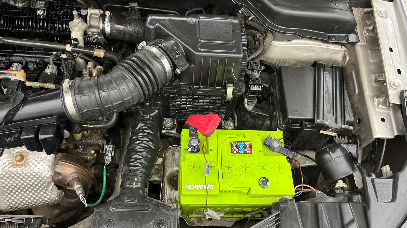 2021 Mahindra XUV300 W4 1.2 PETROL, Petrol, Manual, 63,350 km, Engine View - Left