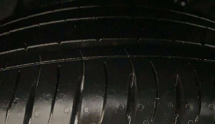 2024 KIA SONET 	 HTX 1.0 TURBO DCT, Petrol, Automatic, 6,896 km, Left Front Tyre Tread