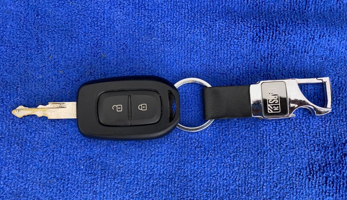 2015 Renault Kwid RXT 0.8, Petrol, Manual, 33,506 km, Key Close Up